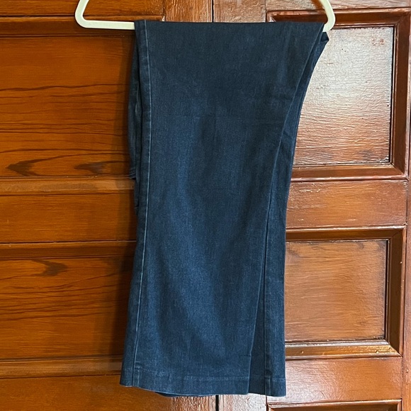 Dark Denim Effortless Stretch Pant - Picture 6 of 8